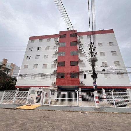 Praia Das Toninhas - Rubi Apto 408 Убатуба Экстерьер фото